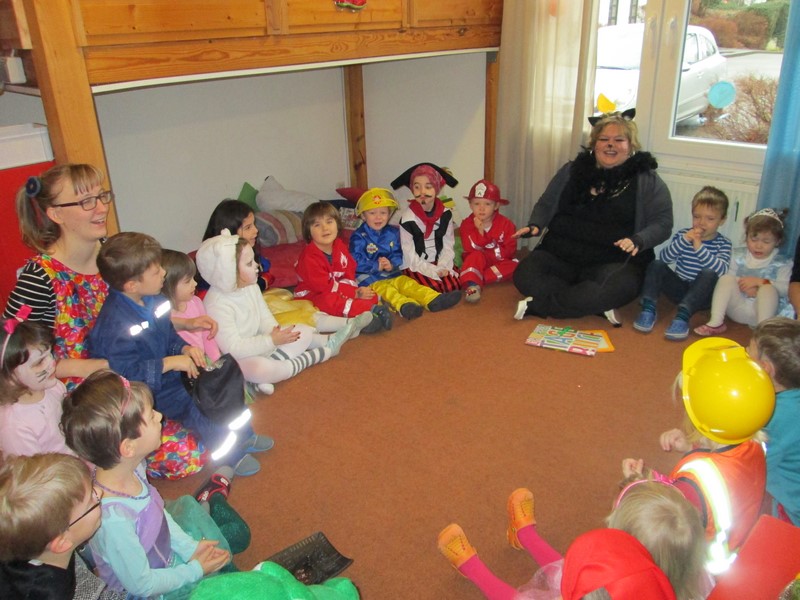 Kindergarten Windhagen - Himmelszelt - Sonne, Mond, Sterne und Wolken